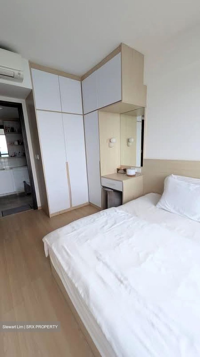 Lake Grande (D22), Condominium #554101361
